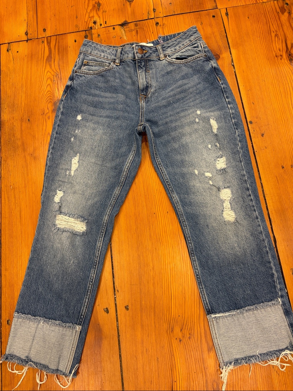 Zara Basic Z1975 Denim Light Wash Embroidered Floral Jeans Size 4